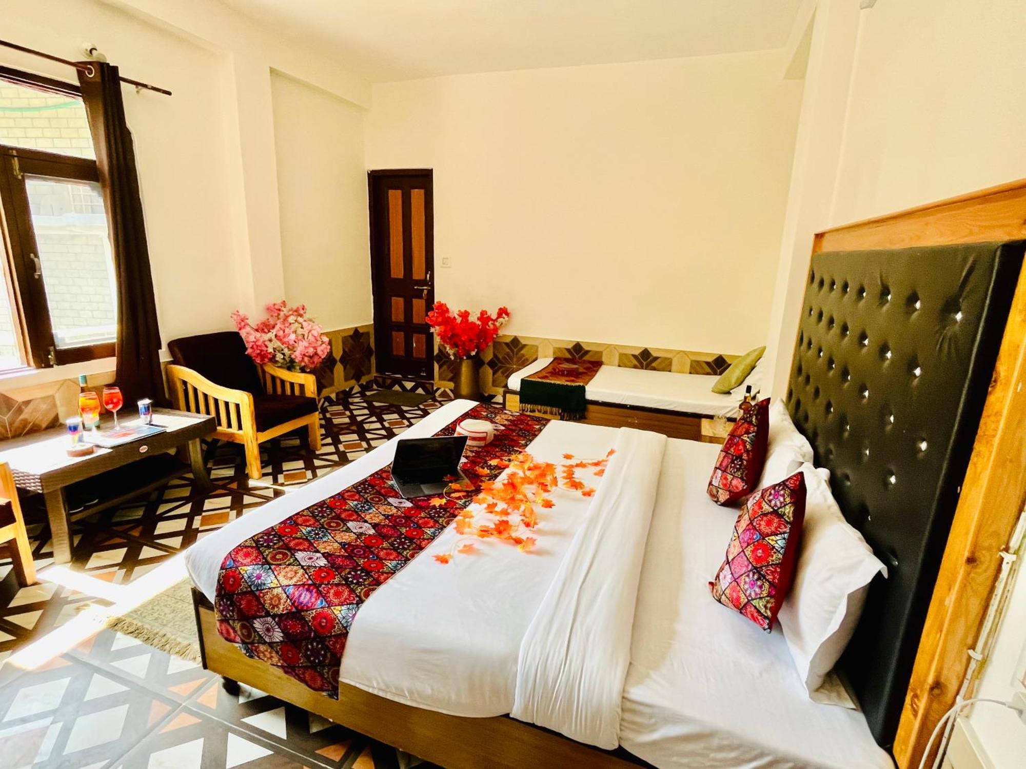 Hotel Dream Valley Kasol #Near Mall Road #River View #Parking #Gaming Zone #Open Terrace #Restaurant Exteriör bild