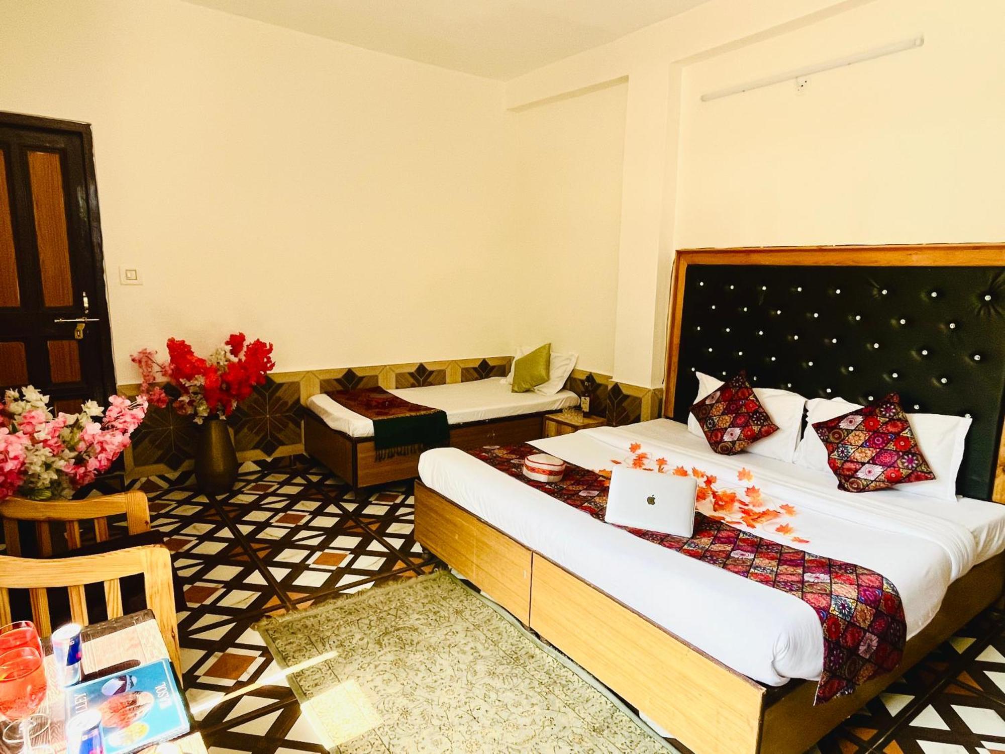 Hotel Dream Valley Kasol #Near Mall Road #River View #Parking #Gaming Zone #Open Terrace #Restaurant Exteriör bild