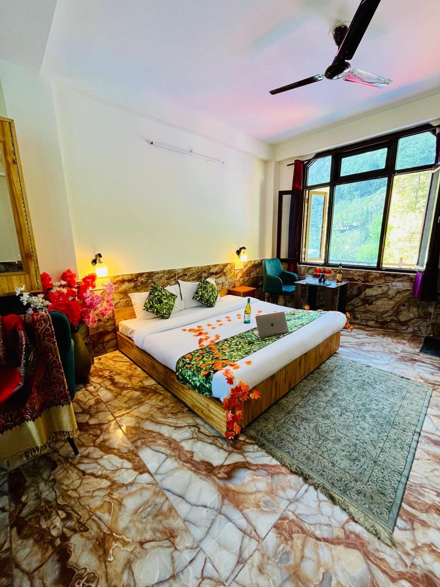 Hotel Dream Valley Kasol #Near Mall Road #River View #Parking #Gaming Zone #Open Terrace #Restaurant Exteriör bild