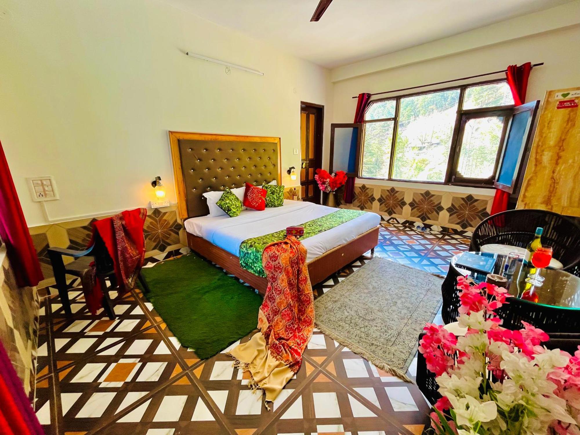 Hotel Dream Valley Kasol #Near Mall Road #River View #Parking #Gaming Zone #Open Terrace #Restaurant Exteriör bild