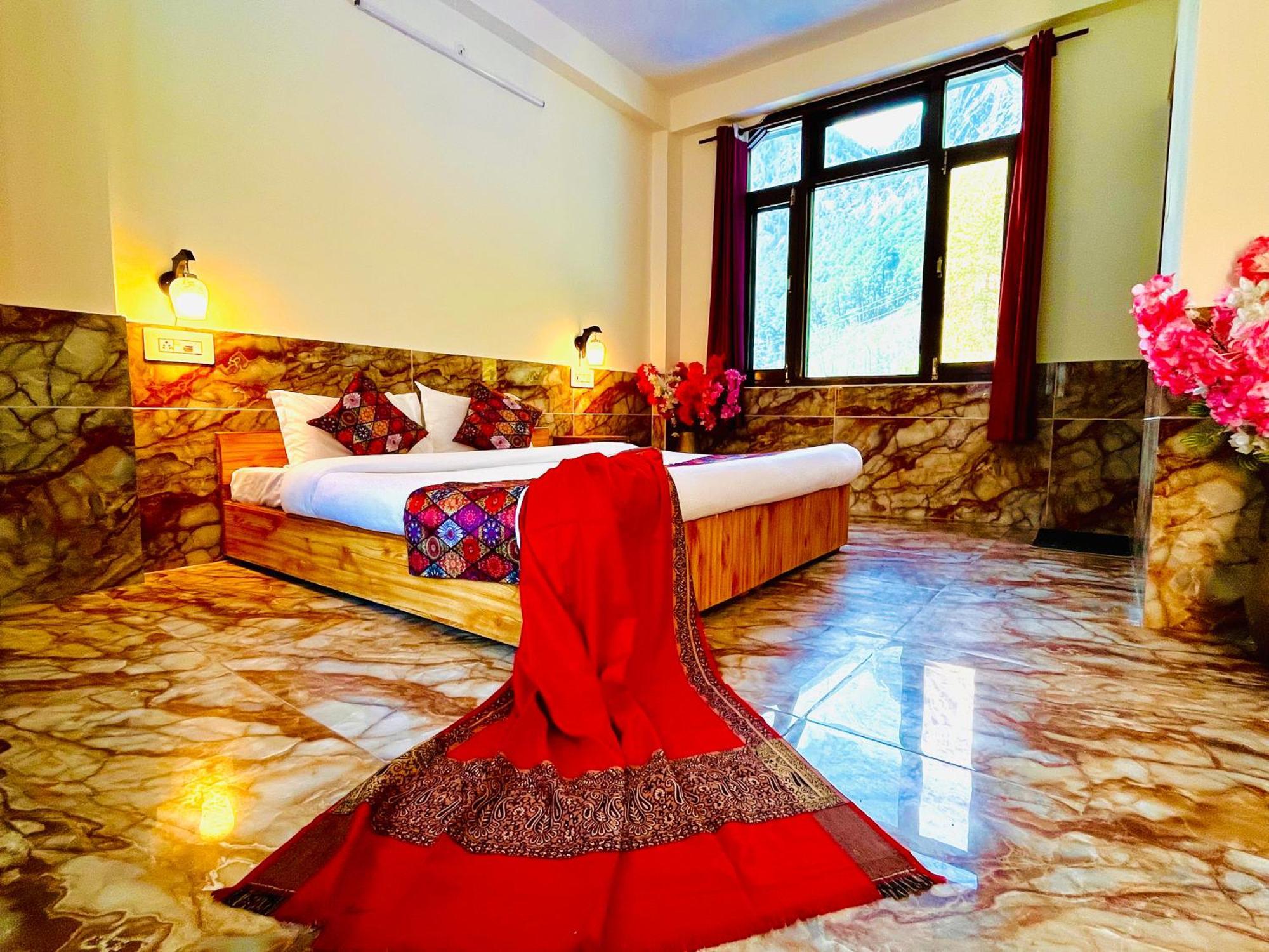 Hotel Dream Valley Kasol #Near Mall Road #River View #Parking #Gaming Zone #Open Terrace #Restaurant Exteriör bild